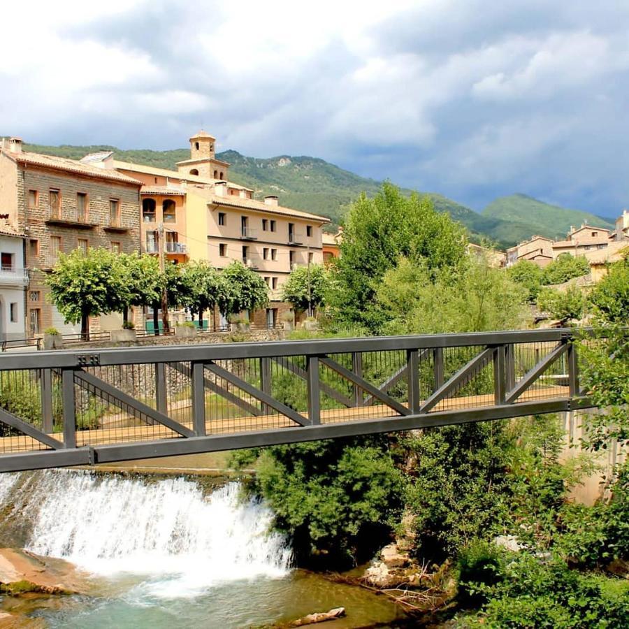 Hostal Fonda Cerdanya ラ・ポブラ・ダ・リリェート エクステリア 写真