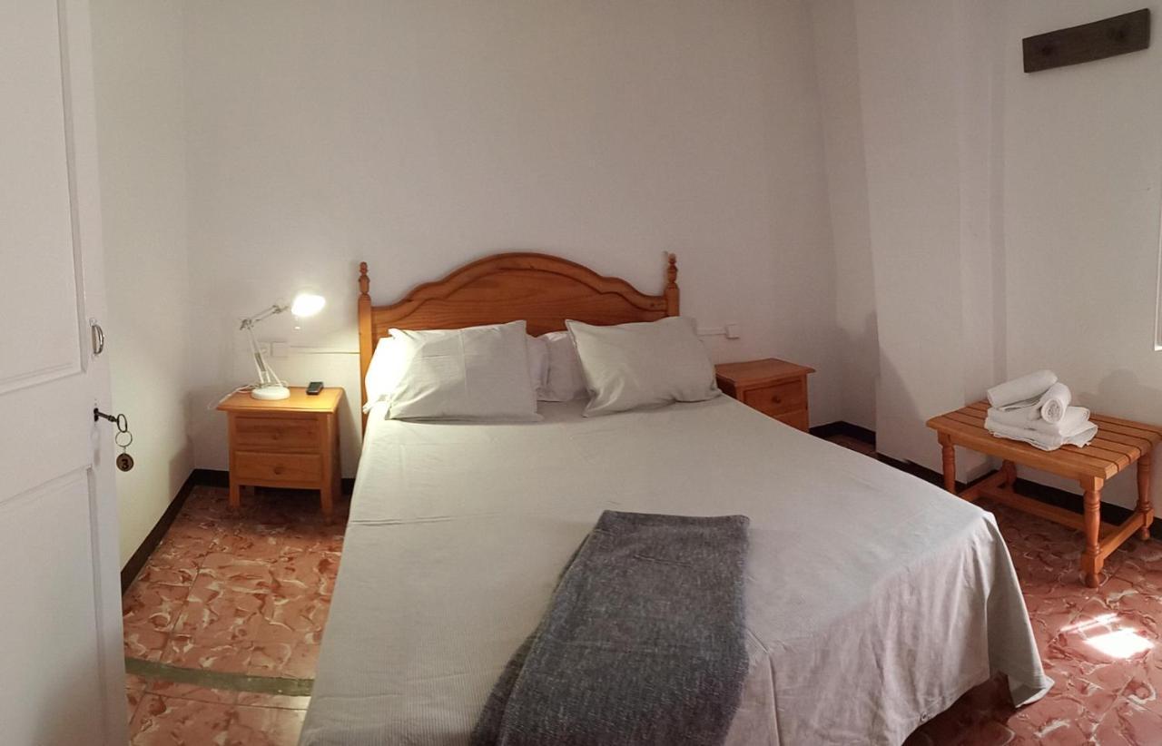 Hostal Fonda Cerdanya ラ・ポブラ・ダ・リリェート エクステリア 写真
